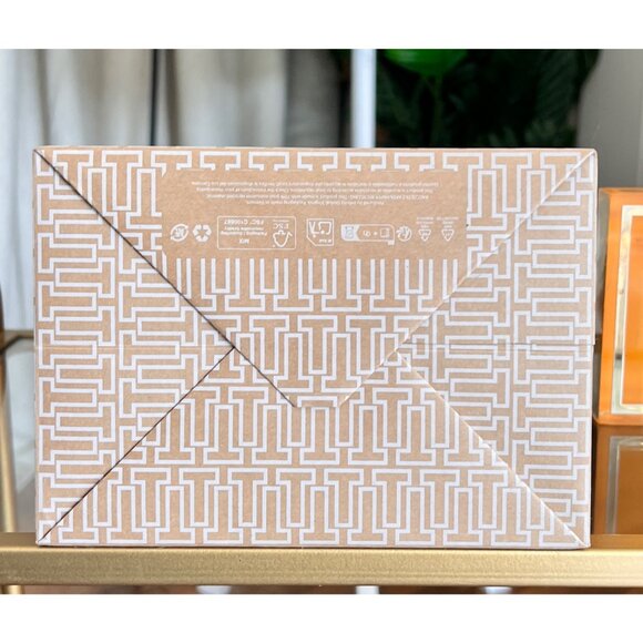 Tory Burch Geometric Pattern Gift Bag With Green Ribbon Tie 14" X 8" X 4" Premiu - Picture 5 of 5